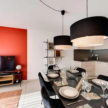 Le Reposoir - Appartement neuf 2 chambres avec terrasse&garage Annecy Extérieur photo